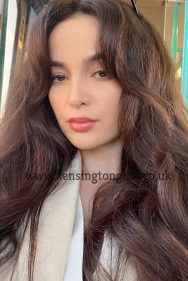 Close up selfie of a very beautiful young brunette girl
